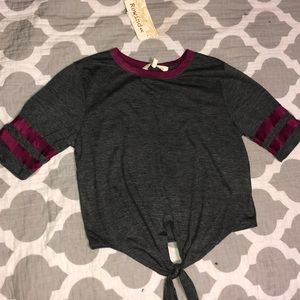 NEW 3/4 Sleeve Tee w/ Tie Knot